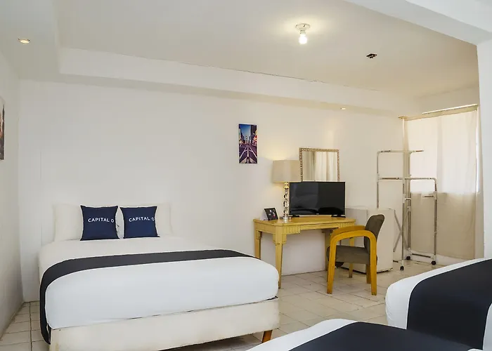 Hotel Capital O Dos Mares,